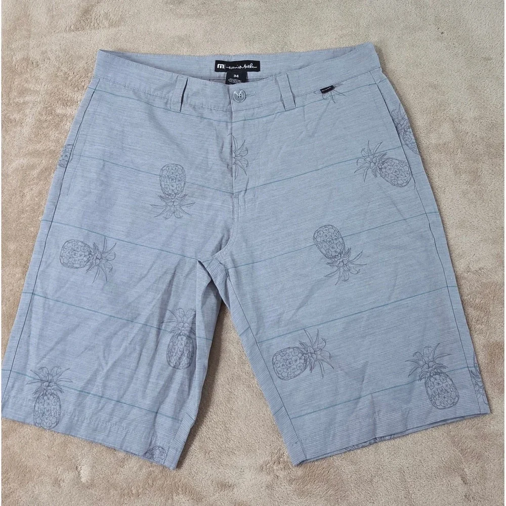 Travis Mathew Shorts Mens 34 Gray Pineapple AOP Print Stretch 12